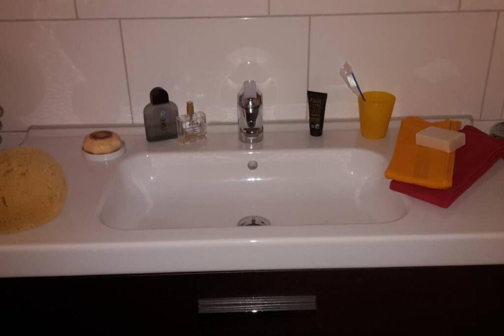 Grosse Wohnung 20 Km Von Koeln Bis Zu 17 Personen Rösrath Esterno foto