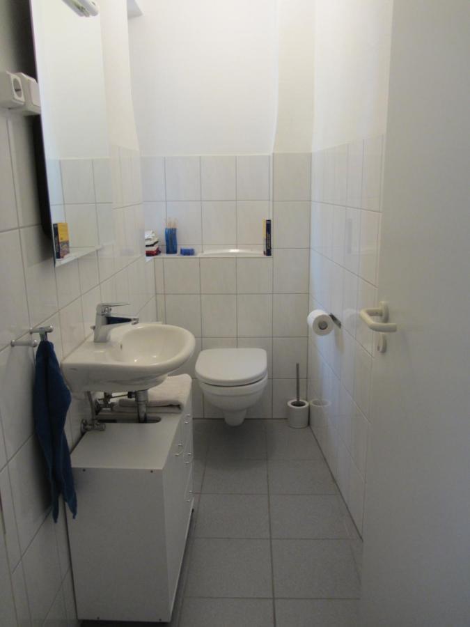 Grosse Wohnung 20 Km Von Koeln Bis Zu 17 Personen Rösrath Esterno foto